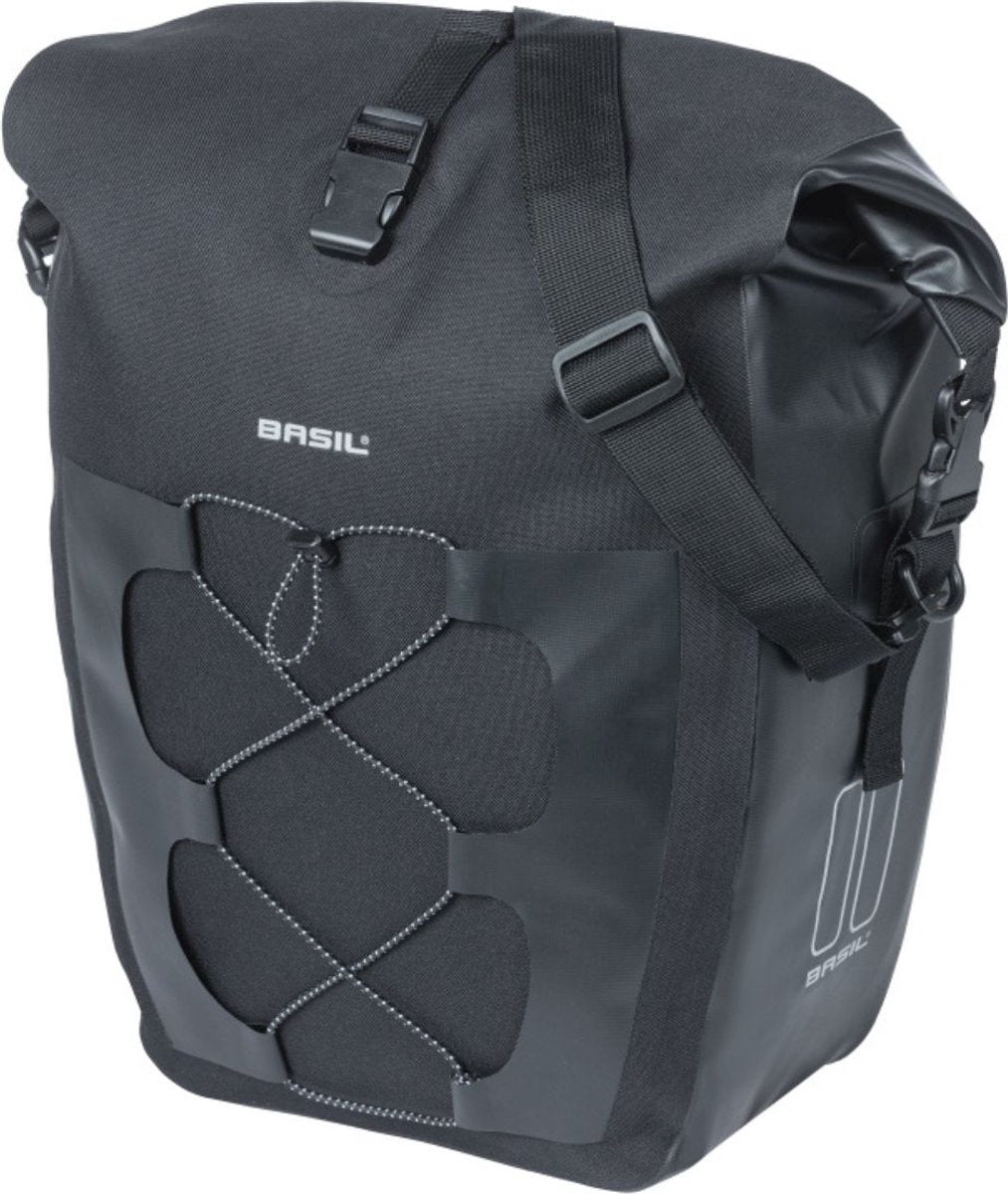 Bolsa para bicicleta Basil Navigator M impermeable negro