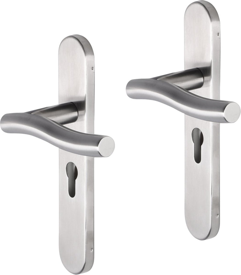 Impresso chester rvs geborsteld op ovaal schild pc55