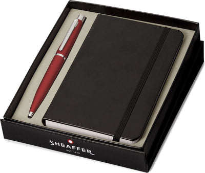 Set de regalo de bolígrafo Sheaffer vfm - g9403 - f - rojo excesivo cromado - con cuaderno a6 - sf-g2940351-4