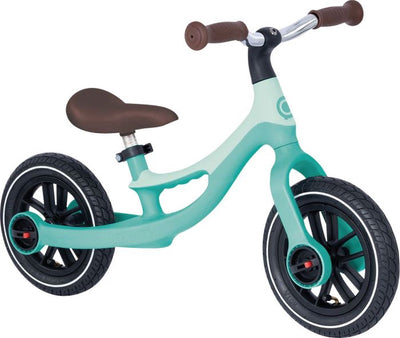 Globber Go Bike Elite Air in verde menta