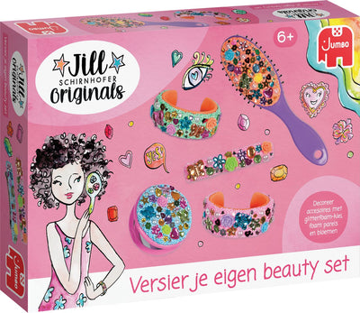 Jill decorando con Foamklei