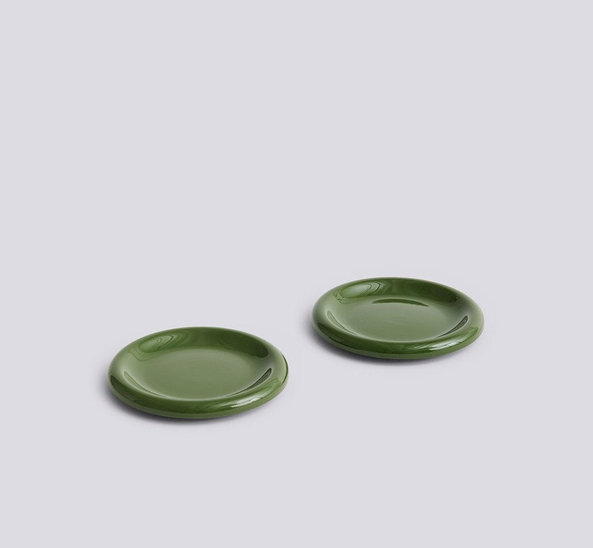 Hay ac459-a668-ai60-02ay set 2 piatti barro ø18 x h2,4 cm materiale terracotta colore verde