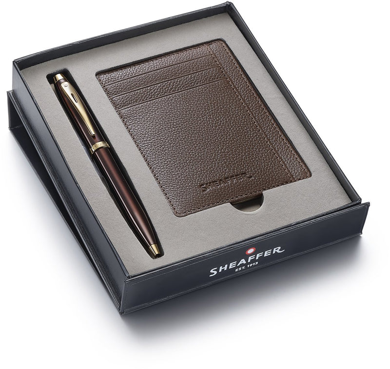 Set regalo penna a sfera Sheaffer 100 9370 - tonalità oro marrone lucido - con porta carte di credito - moka rustico - sf-g2937051-2