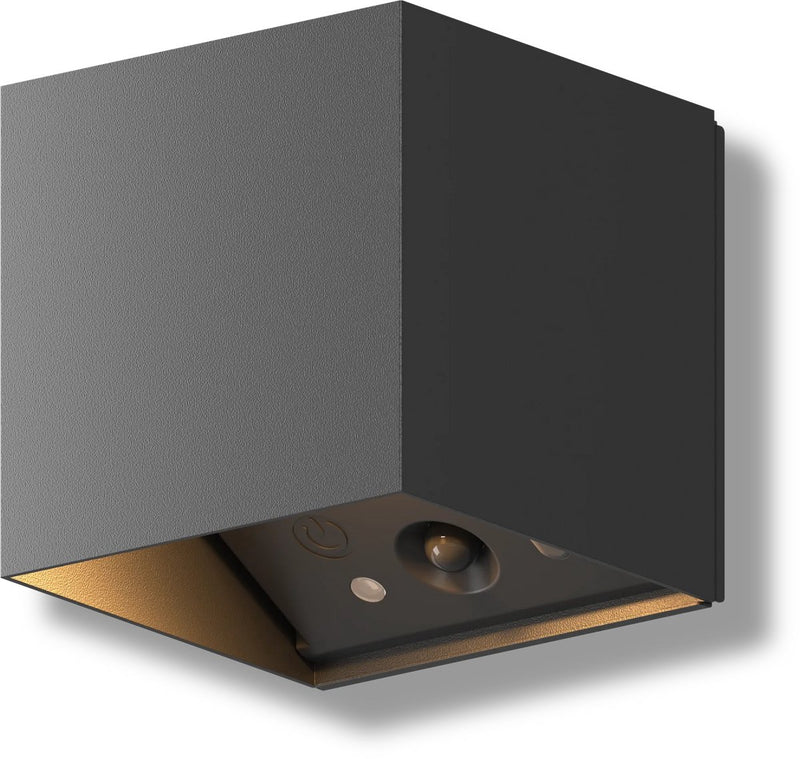 Calex volterra lampada da parete ricaricabile cubo - ricaricabile - illuminazione da giardino up down - moderna - luce bianca calda - per interni ed esterni - impermeabile - installazione facile - batteria e wireless - USB-C - sensore di movimento - nero