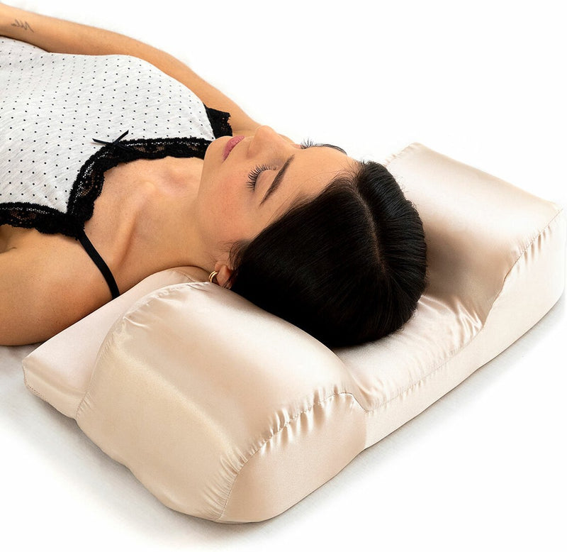 Almohada con funda de satén Innovagoods ®, refrescante funda de almohada de satén con cremallera, ideal para cabello y piel, antiarrugas. beige