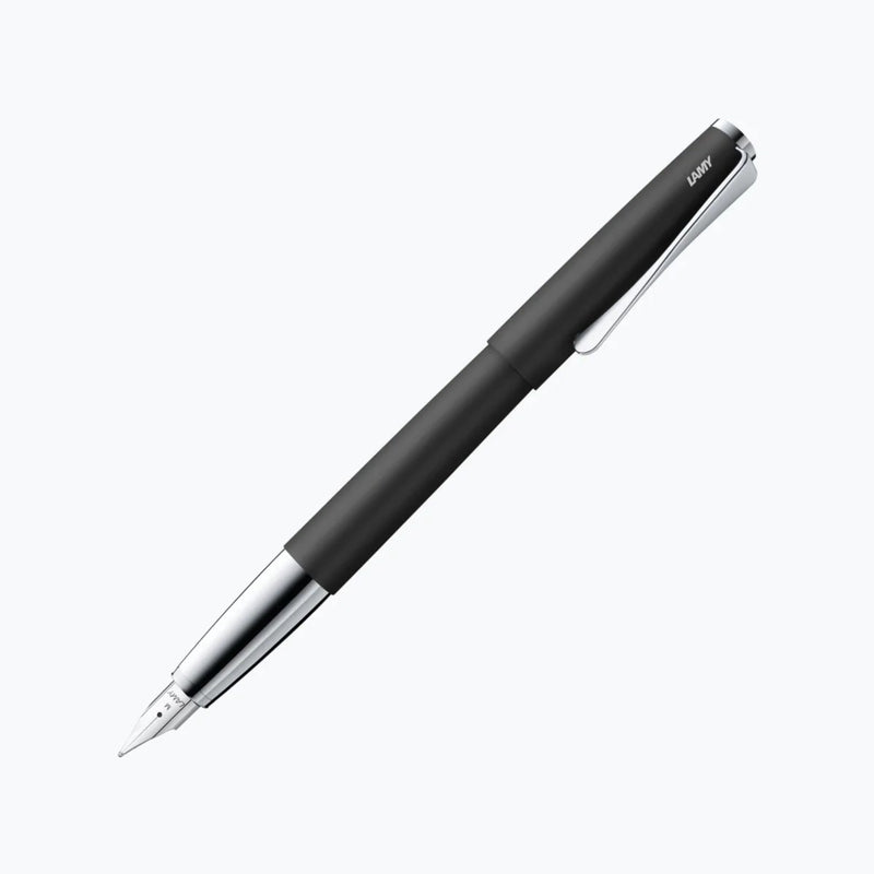 Pluma estilográfica Lamy studio negra | carcasa totalmente metálica | ancho de línea de punta de acero b | elegante clip de hélice | Incluye cartucho de tinta azul T10.