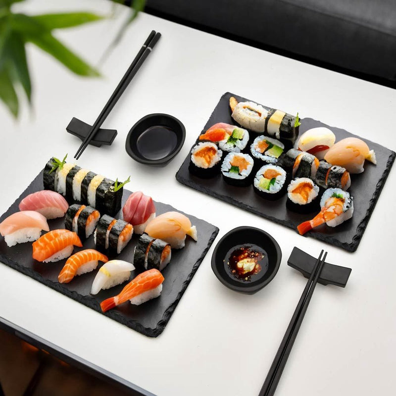 Set sushi Mikamax - per 2 persone - incl. Piatti con bacchette per sushi - goditi l'autentica esperienza del sushi - nero - accessori per sushi - stoviglie per sushi - bacchette - bacchette