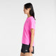 Maglietta sportiva da donna New Balance Sport Essential - rosa