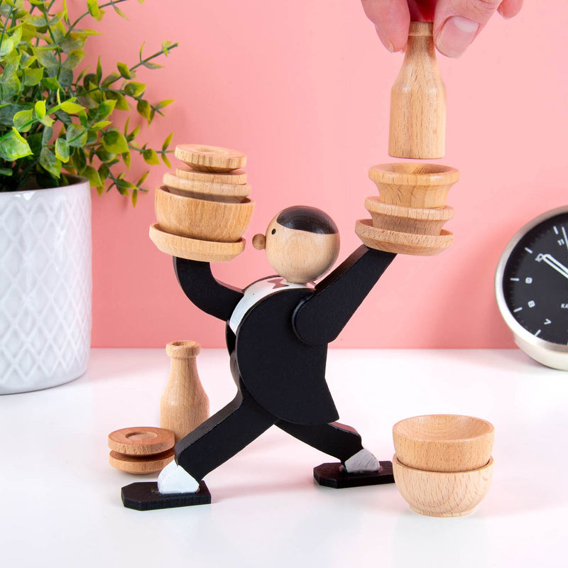 Kikkerland gioco da tavolo non dare la mancia al cameriere - gioco di impilamento - non lasciare cadere il cameriere - gioco di equilibrio - gioco - controlla il tuo equilibrio - attività - gioco di famiglia - divertimento per bambini dai 6 anni