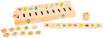 Box di smistamento di immagini di piccoli piedi