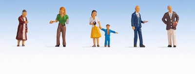 Nor 0015481 h0 passers-by. figures painted, standing