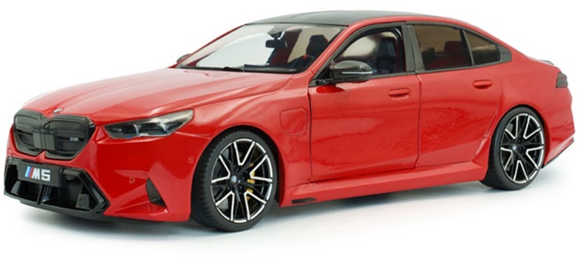 BMW m5 2025 - 1:18 - sólido