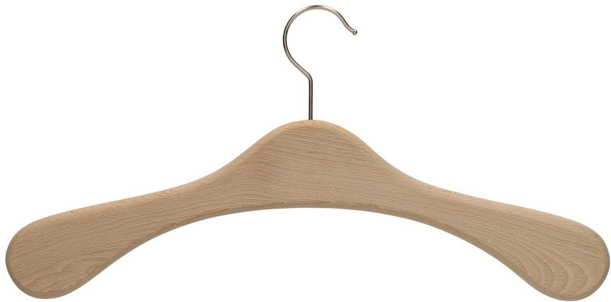 Decora tu propia percha de ropa de madera
