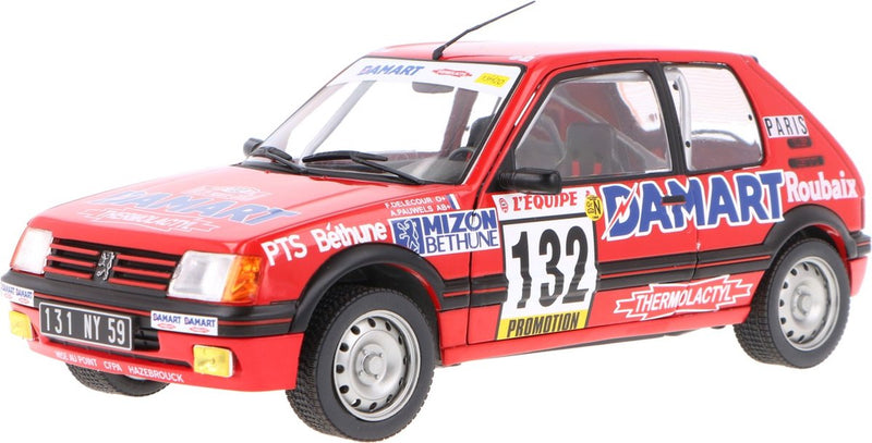 Ninguna marca de coche Peugeot 205 GTI 1.6 Solido modelo coche 1:18 1986 François Delecour Anne-Chantal Pauwels s1801717