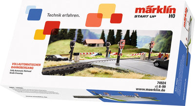 Märklin start up - fully automatic level crossing