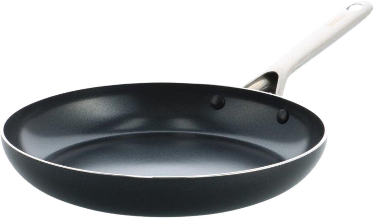 Kochstar night ceramic frying pan - 28cm - pfas-free - induction frying pan - induction pan - dishwasher safe - oven safe up to 200° C - ceramic non-stick coating - stainless steel handle - stainless steel edge - black