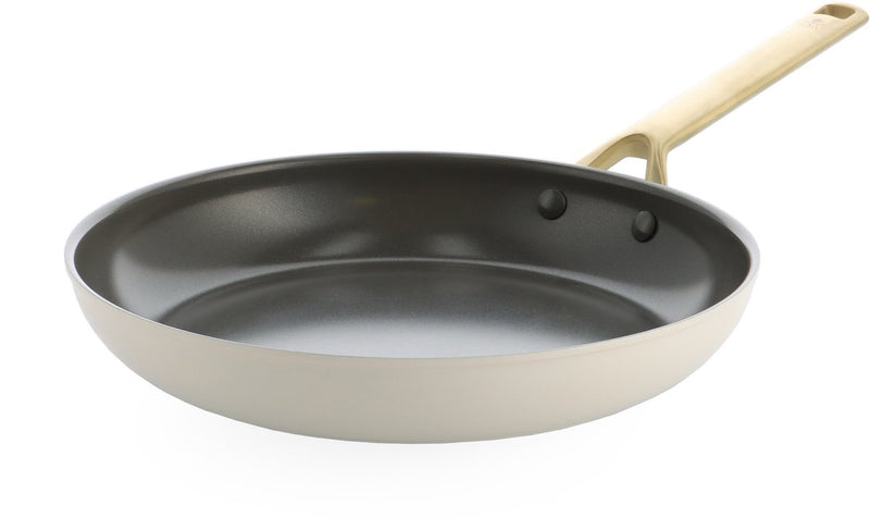 Padella Bk sublime 20 cm - rivestimento antiaderente pfas-free - padella a induzione - padella in ceramica - resistente al forno fino a 220°c - manico in acciaio inox dorato - panna