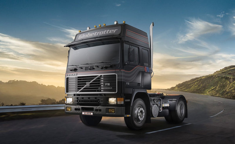 Italeri model kit camion - 3923 volvo f16 Globetrotter plastica - 1:24 - modellismo