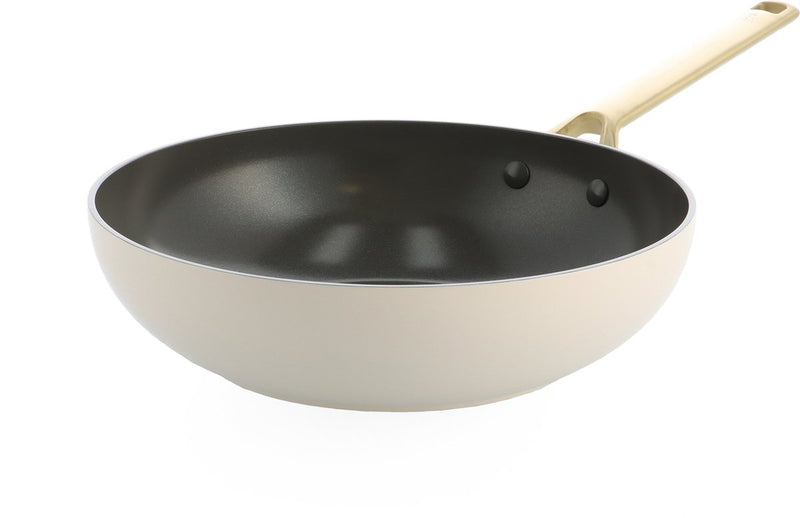 Padella wok Bk sublime 28 cm - 3,7 l - rivestimento antiaderente senza pfas - padella wok a induzione - padella in ceramica - adatta al forno fino a 220°C - manici in acciaio inox dorati - senza coperchio - panna