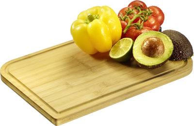 Westmark cutting board - high-quality cutting board with juice groove, wooden kitchen board for easy cutting of food - bamboo, 28 x 18cm