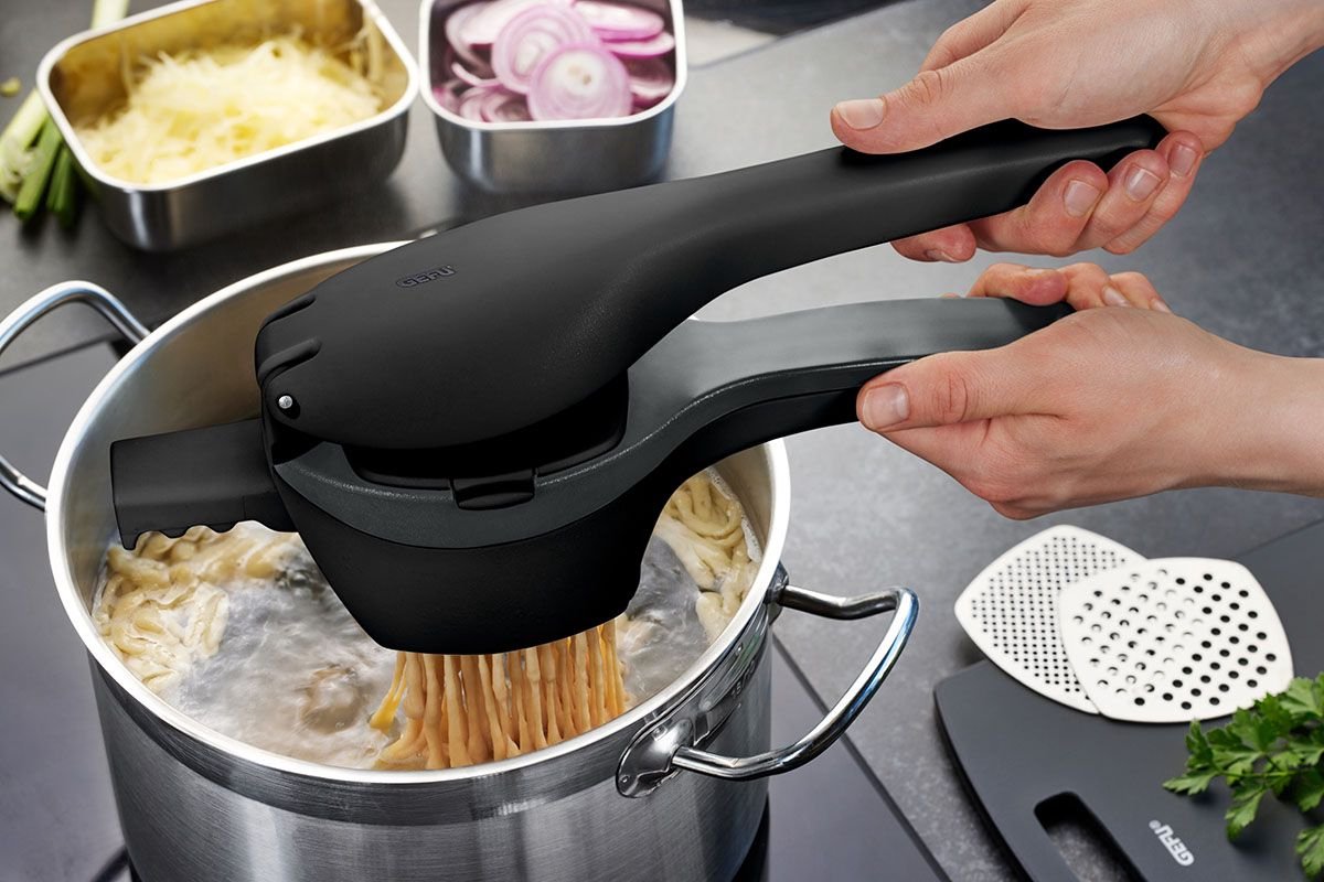 Gefu presco aardappelpers – rvs pureeknijper – voor puree, gnocchi en spätzle – vaatwasserbestendig