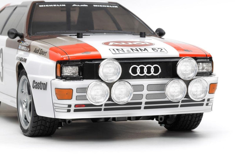 Tamiya - Kit di costruzione elettrico Audi Quattro Rally A2 - scala 1:10