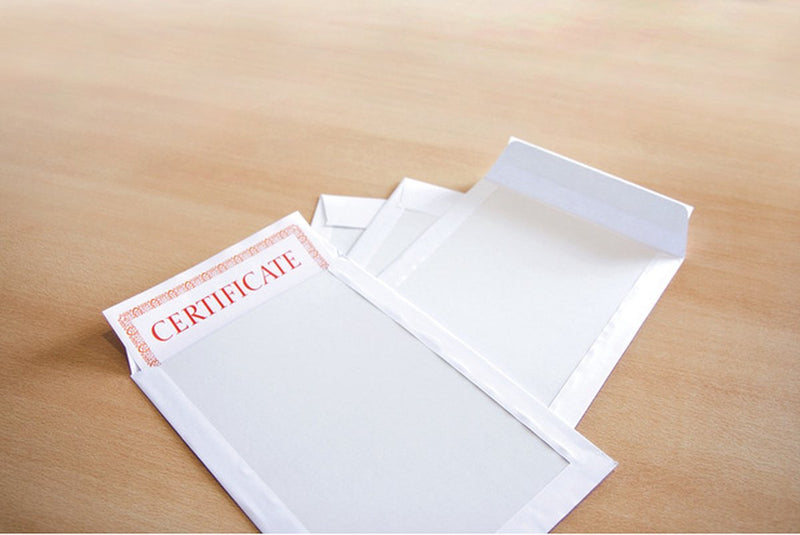 Raadhuis bordrug envelop - 240x340mm - ec4 - wit - met plakstrip - 100 stuks - rd-308550