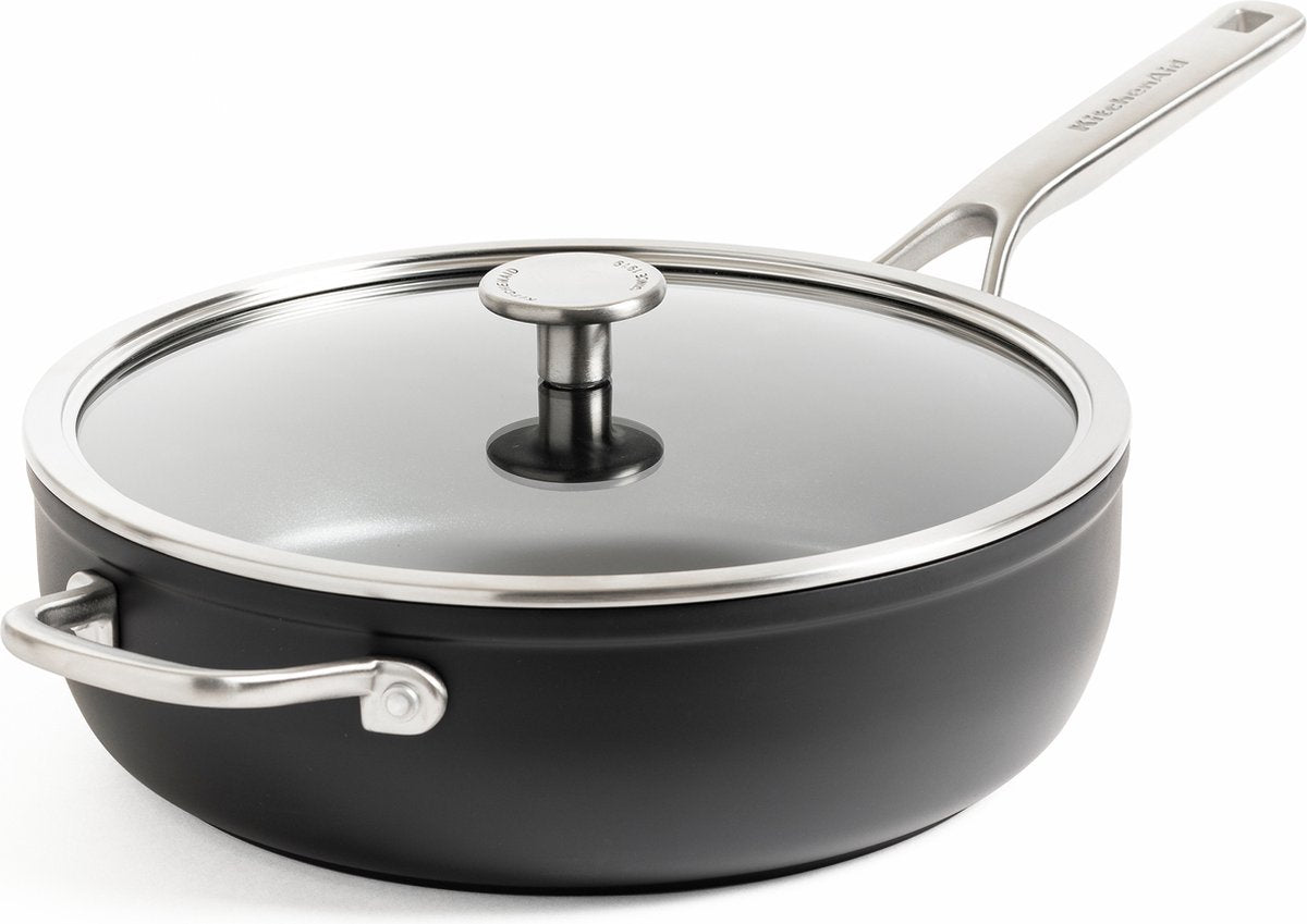 Padella Kitchenaid forgiata temprata 28 cm - rivestimento antiaderente senza pfas - padella a induzione - padella in ceramica - adatta al forno fino a 160°C - maniglie fredde - con coperchio in vetro - nera