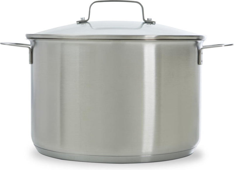 Pentola per zuppa bistrot Bk 24 cm - 6 l - induzione - tutte le fonti di calore - fino a 230 gradi - con coperchi in vetro - acciaio inox con fondo sandwich - impilabile - senza rivestimento antiaderente - graduata - senza pfas