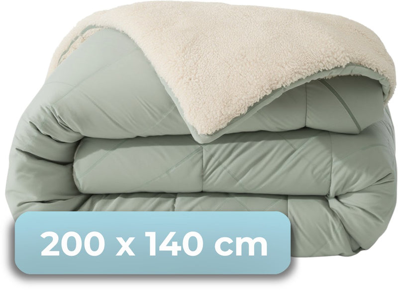 Cállate. living hush living - edredón lavable diseño bicolor osito verde salvia - 140x200 cm - 300 gsm - incluye funda de almohada a juego