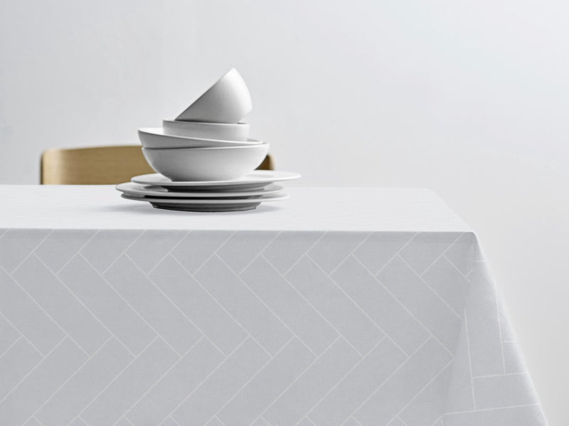 Södahl tiles damask tafelkleed 140 x 270 cm white