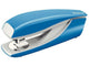 Grapadora Leitz Nexxt 5502 azul 30 hojas 100 grapas