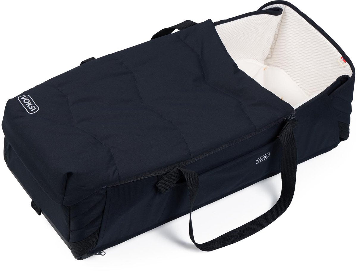 Voksi carry me - babynest - draagbaar babynestje - reiswieg - baby nestje - draagmand - black cream