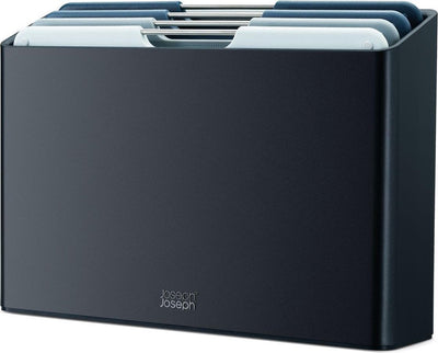 Set di taglieri Joseph Joseph Folio™ da 4 pezzi – medio – azzurro – codice colore – con supporto – manici in acciaio inossidabile