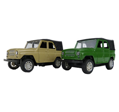 Aro jeep groen of beige frictie 1:32 z.licht