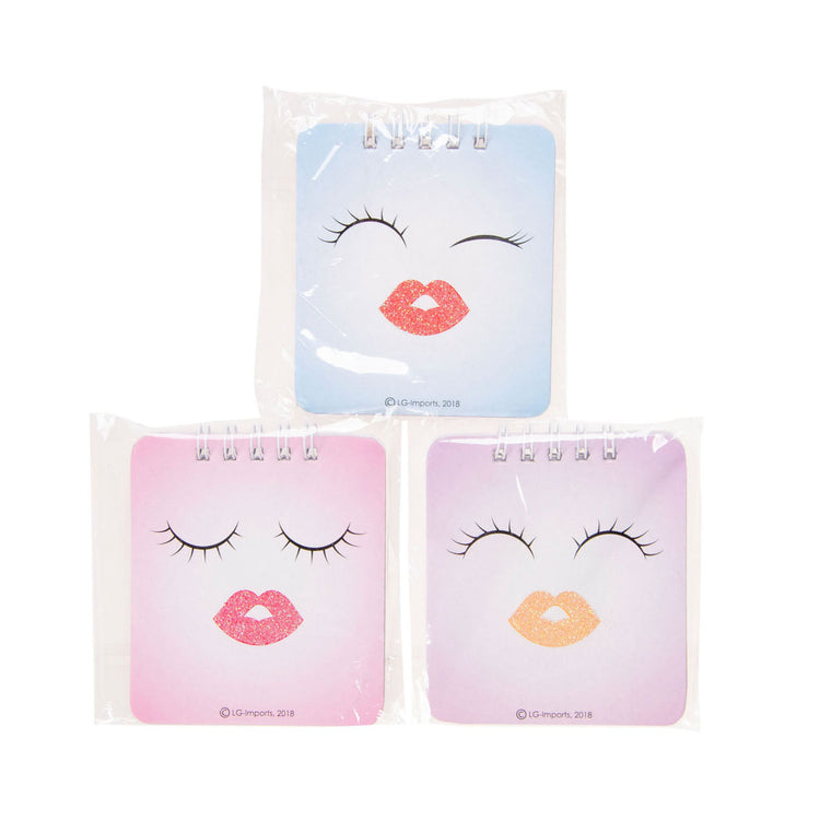 LG Imports Labios en el cuaderno