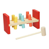 Houten hamerbank met hamer - afbeelding 1