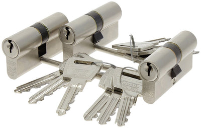 Cerradura de cilindro Nemef 132 9 - 3 piezas con llaves iguales incl. 9 llaves - skg
