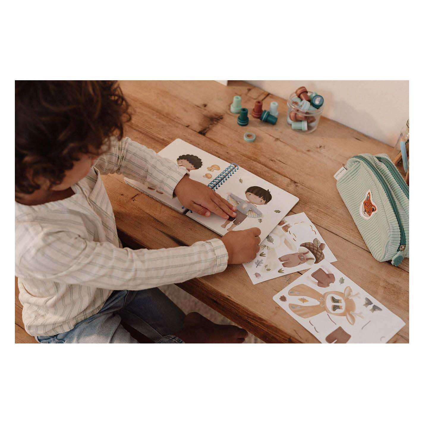 Little olandese Dress Up Sticker Book Jim Forest Friends