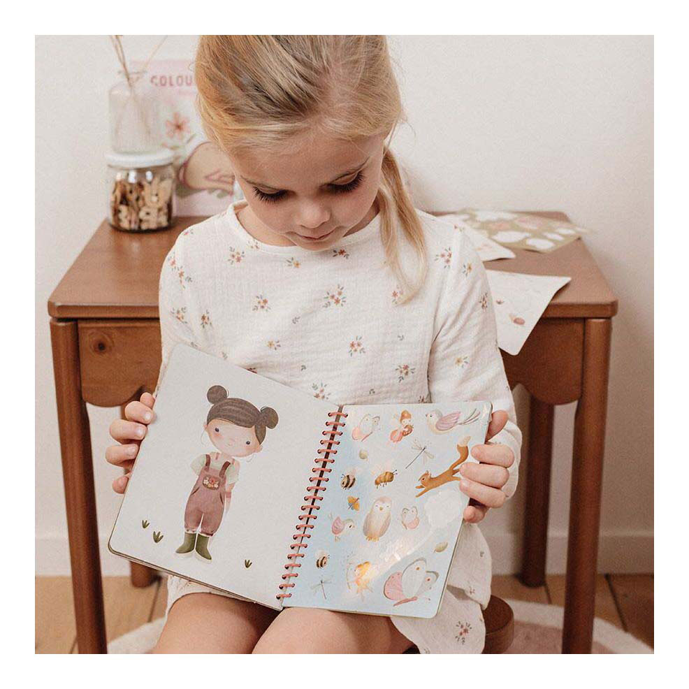 Little olandese Dress Up Book Rosa Fairy Garden