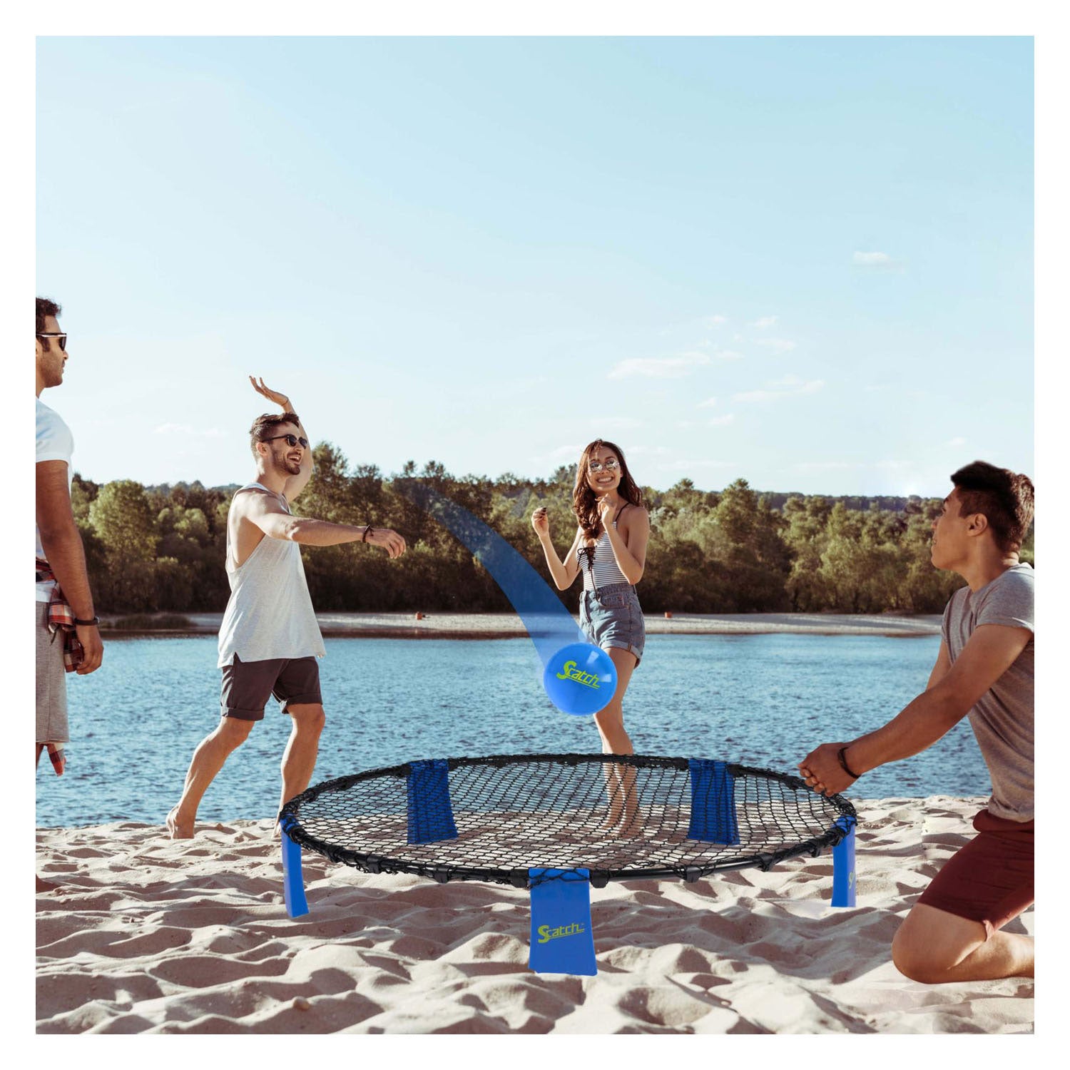 Catch and throw game spyderball