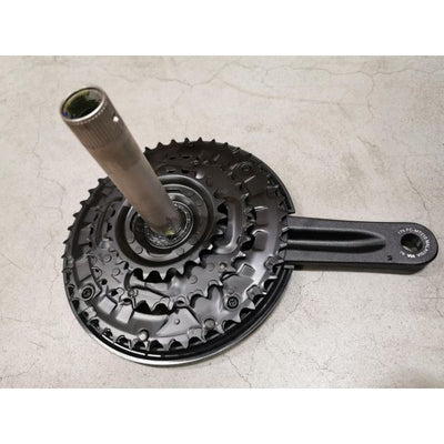 Shimano Crankset 3 x 9 speed FC-MT210-3 with 175mm Crankarm 40-30-22t black