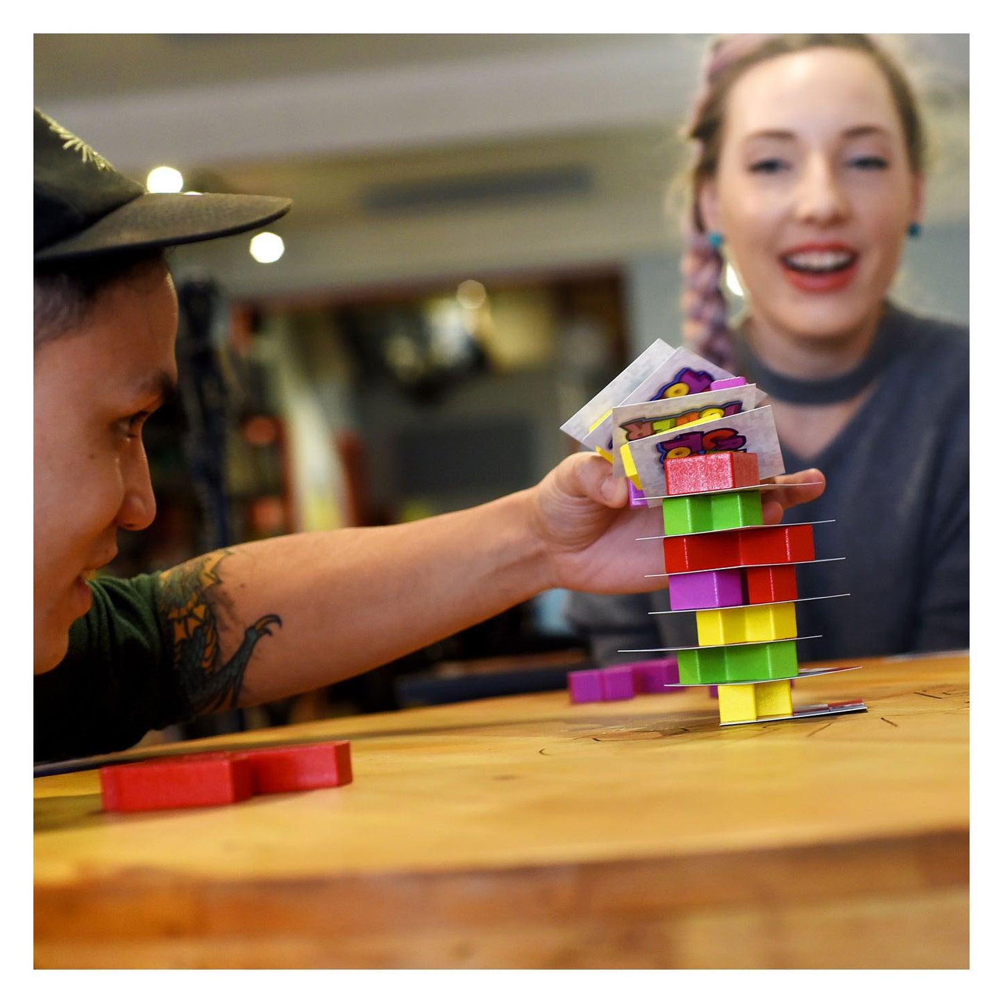Torre di impilamento pazzo di legno Asmodee