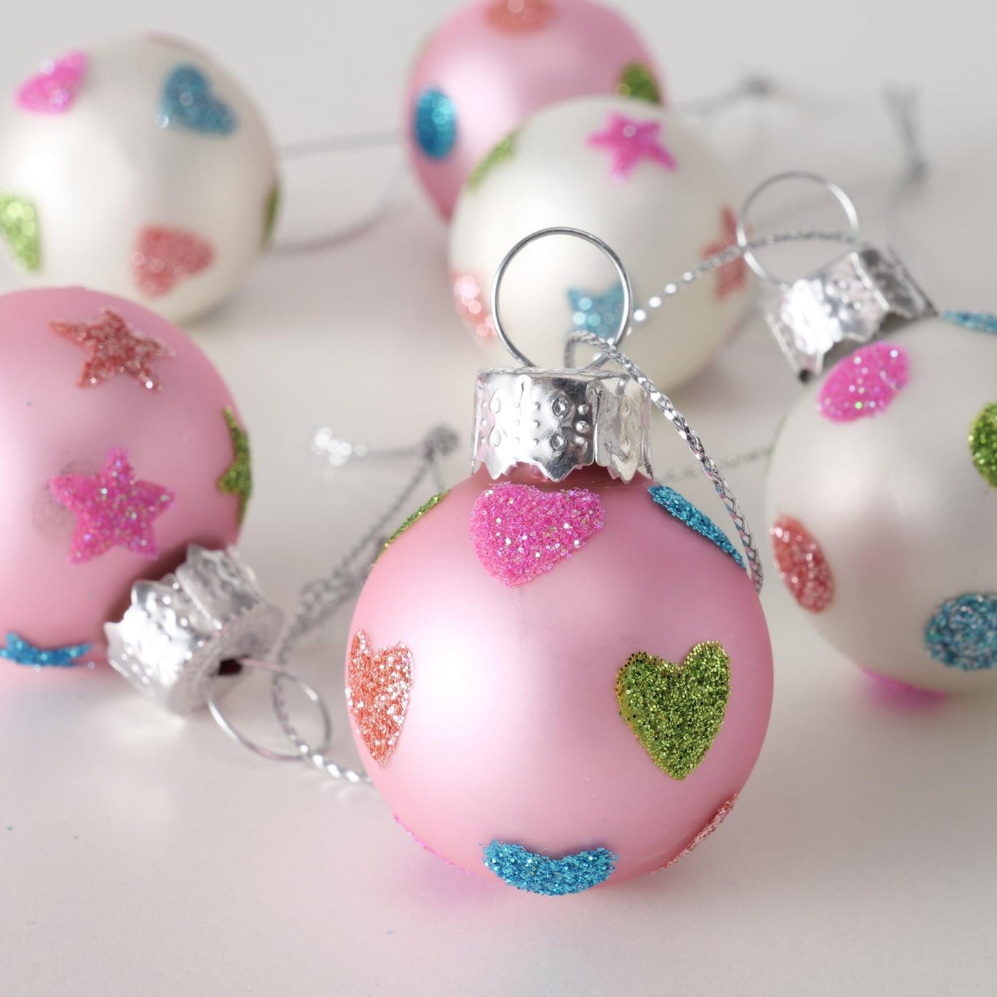 Boltze home bola navideña mini vaso rosa-blanco 12 piezas