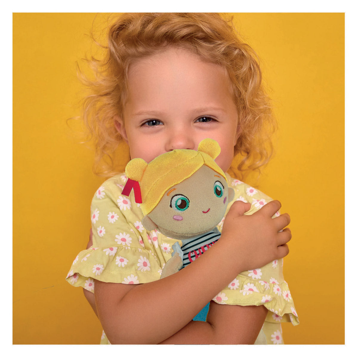 Clementoni baby peluche suave cereza rizo
