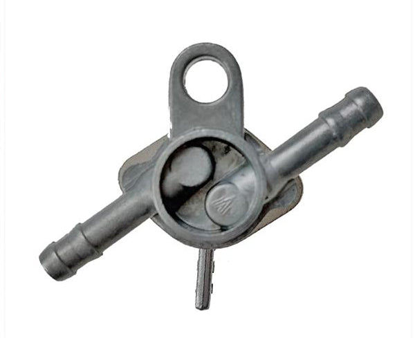 Varios grifos de gasolina entre serpiente 6 mm