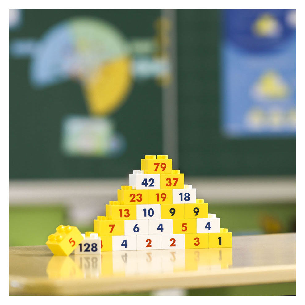 Números de cubo de los Hubelino Piramide's Prof. Kortenkamp's Learning Blocks, 230dlg.