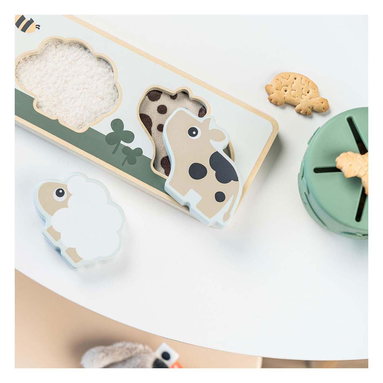 Fatto da Deer Sensory Puzzle Small Farm, 3st.