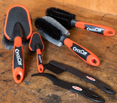 Cicntolo Ciclone Set per la pulizia della bicicletta in borsa