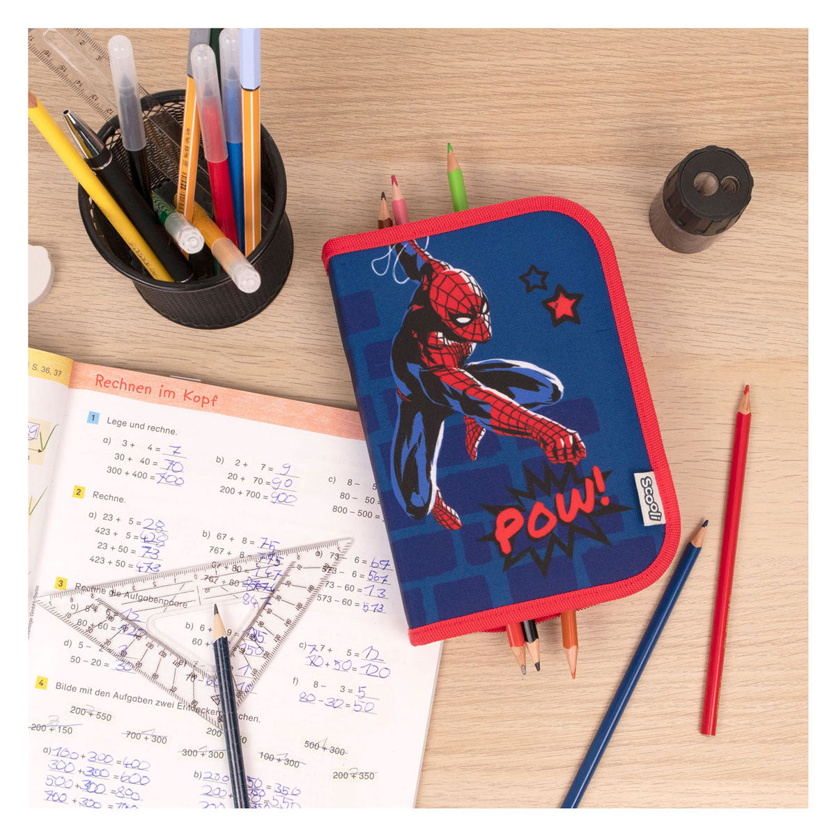 Endui Spiderman imbottito sotto copertura